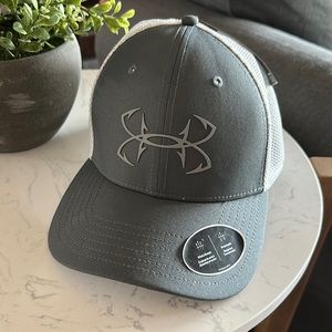 NWT Men’s Under Armour hat